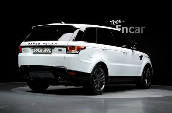Land Rover Range Rover Sport 3.0 SDV6 HSE Dynamic — пробег 90 676 км — фото 2 из 5