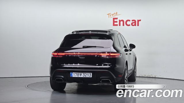 Porsche Macan из Кореи Encar