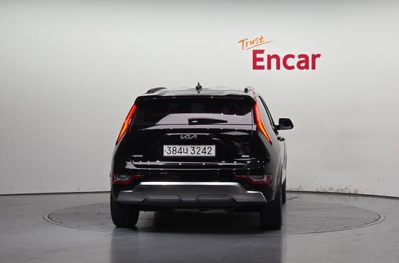 Kia Niro Prestige — пробег 78 752 км — фото 4 из 5