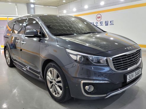 Kia Carnival 9-seater Noblesse — пробег 176 933 км — фото 1 из 5