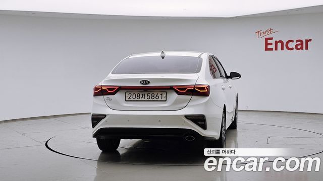 Kia K3 из Кореи Encar