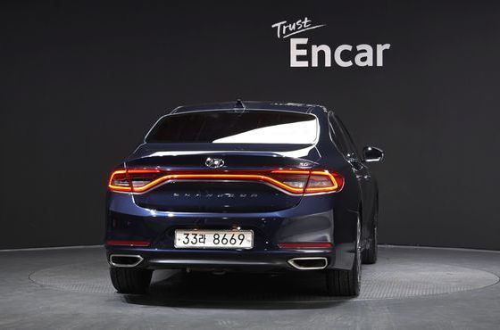 Hyundai Grandeur 3.0 Exclusive Special — пробег 71 156 км — фото 4 из 5