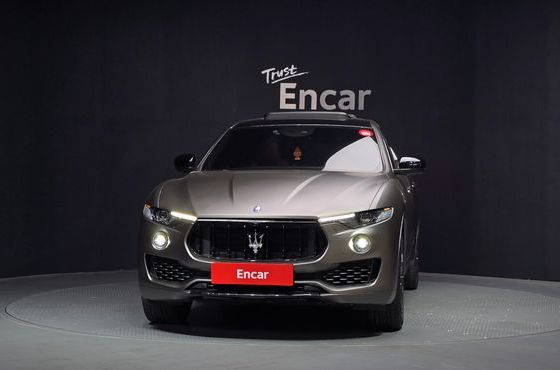Maserati Levante 3.0 Diesel AWD — пробег 102 998 км — фото 3 из 5
