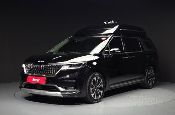Kia Carnival 9-Seater Hi-Limousine Signature — пробег 93 546 км — фото 1 из 5