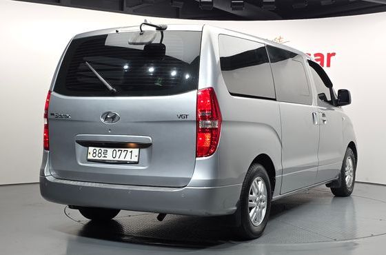 Hyundai Starex 5-Seater VAN Smart — пробег 245 433 км — фото 2 из 5