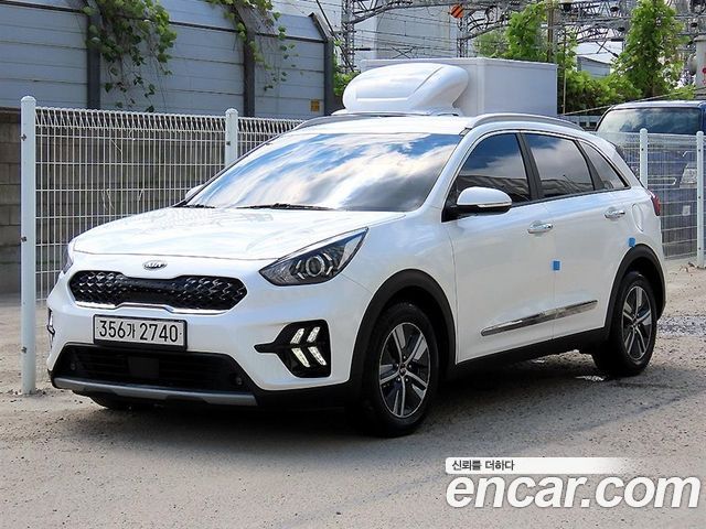 Kia Niro 1.6 HEV Prestige — пробег 37 599 км — фото 2 из 5