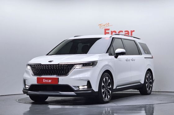 Kia Carnival 9-Seater Signature — пробег 39 361 км — фото 1 из 5