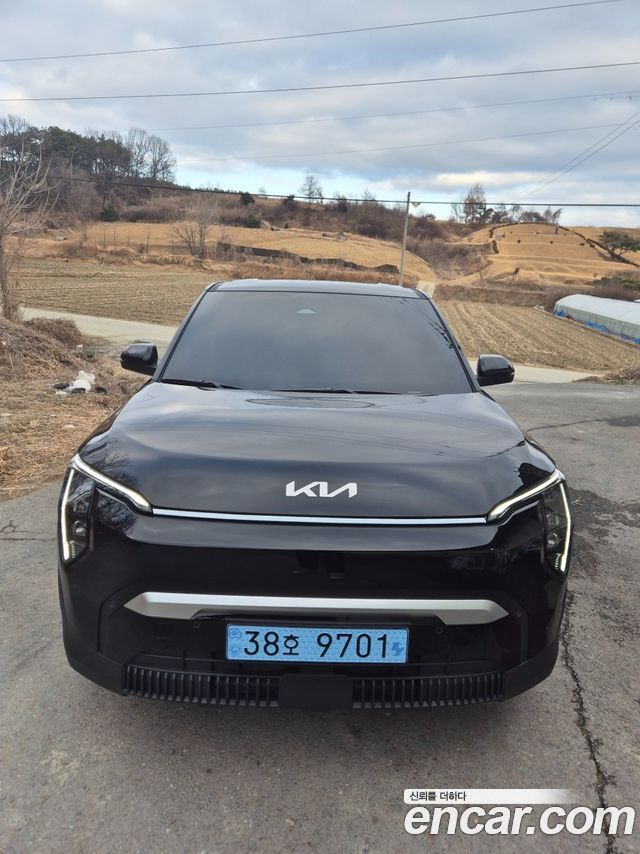 Kia EV3 Long Range 2WD AIr — пробег 1 311 км — фото 1 из 5