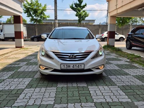 Hyundai Sonata CVVL Premium — пробег 111 345 км — фото 2 из 5