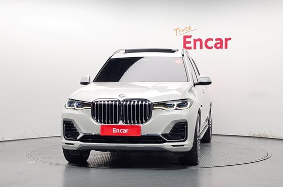 BMW X7 xDrive 40i Design Pure Excellence 6-Seater — пробег 94 837 км — фото 3 из 5