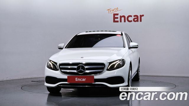 Mercedes-Benz E-Class из Кореи Encar