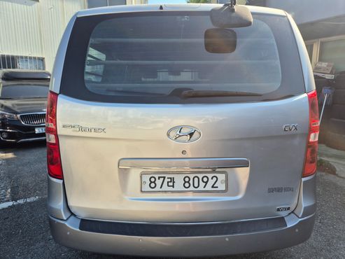 Hyundai Starex 3-Seater VAN CVX Luxury — пробег 280 000 км — фото 4 из 5