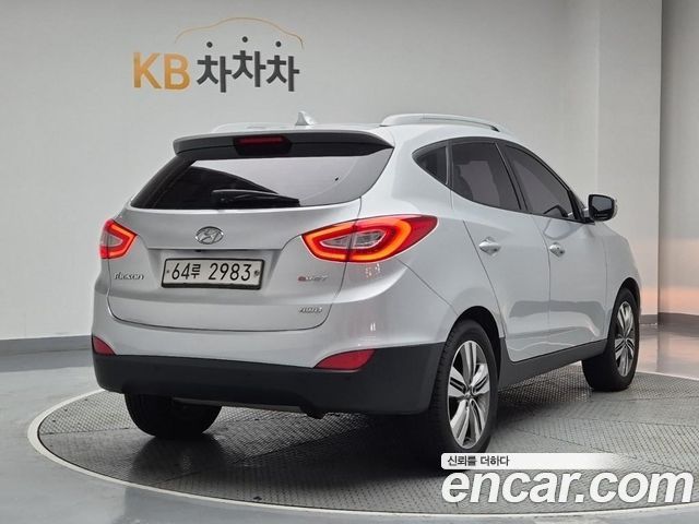 Hyundai Tucson Diesel(e-VGT) 4WD Smart special — пробег 170 000 км — фото 3 из 5