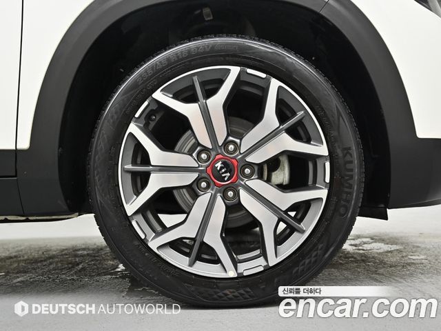 Kia Seltos из Кореи Encar