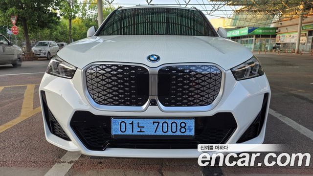 BMW iX1 из Кореи Encar