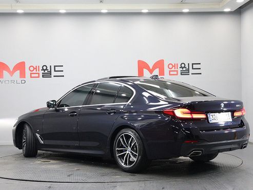 BMW 5-Series 520i M Sport — пробег 42 154 км — фото 3 из 5