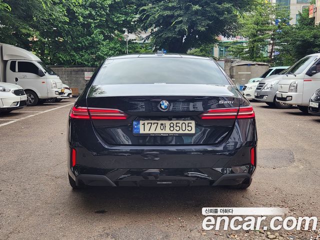 BMW 5-Series 520i M Sport — пробег 51 000 км — фото 5 из 5