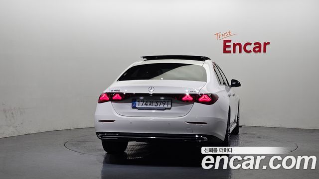 Mercedes-Benz E-Class из Кореи Encar