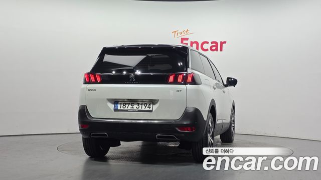 Peugeot 5008 из Кореи Encar