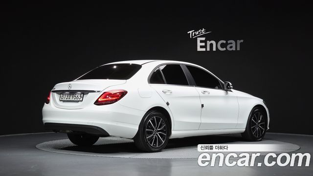 Mercedes-Benz C-Class из Кореи Encar