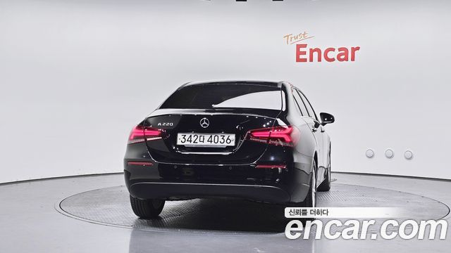 Mercedes-Benz A-Class из Кореи Encar