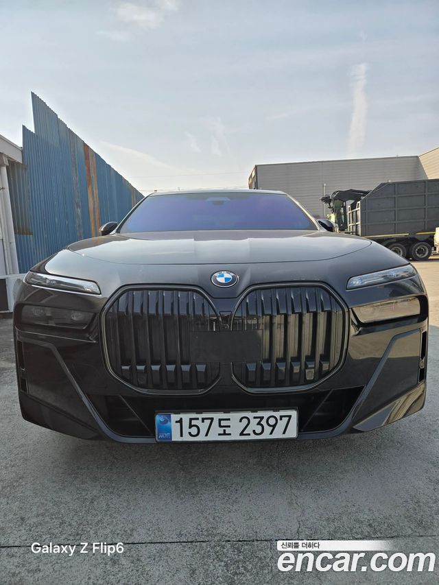 BMW 7-Series 740i xDrive M Sport Limited — пробег 23 000 км — фото 3 из 5