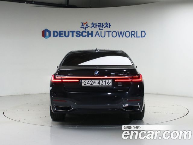 BMW 7-Series 740d xDrive M Sport — пробег 211 680 км — фото 5 из 5