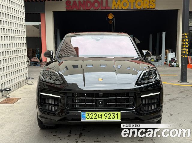 Porsche Cayenne 3.0 — пробег 18 300 км — фото 1 из 5