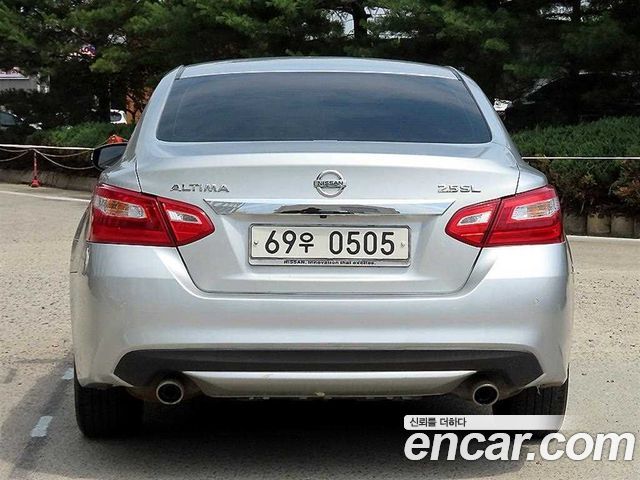 Nissan Altima из Кореи Encar