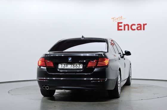 BMW 5-Series 528i Luxury Plus — пробег 78 637 км — фото 4 из 5