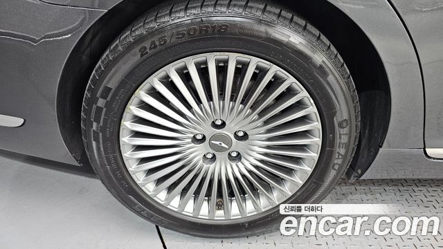 Genesis G90 из Кореи Encar