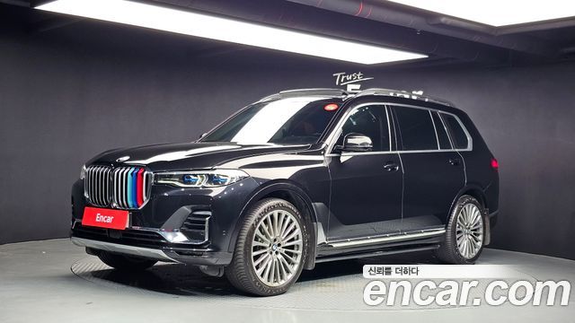 BMW X7 xDrive 30d Design Pure Excellent 6-Seater — пробег 67 056 км — фото 1 из 5