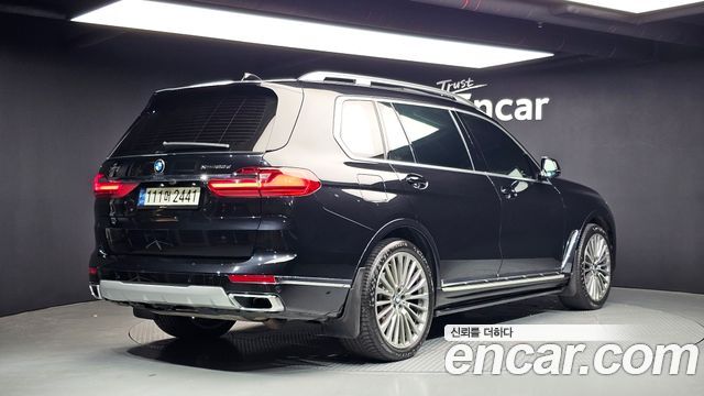 BMW X7 xDrive 30d Design Pure Excellent 6-Seater — пробег 67 056 км — фото 2 из 5