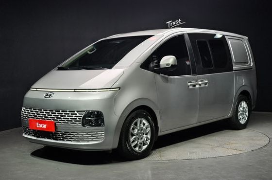 Hyundai Staria Cargo 5-Seater Modern — пробег 89 837 км — фото 1 из 5