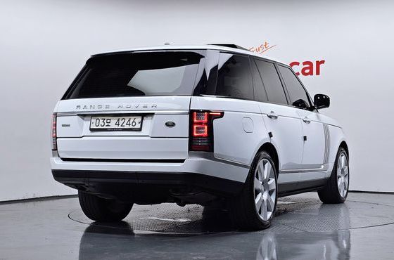Land Rover Range Rover 4.4 SDV8 AB DIESEL — пробег 146 522 км — фото 2 из 5