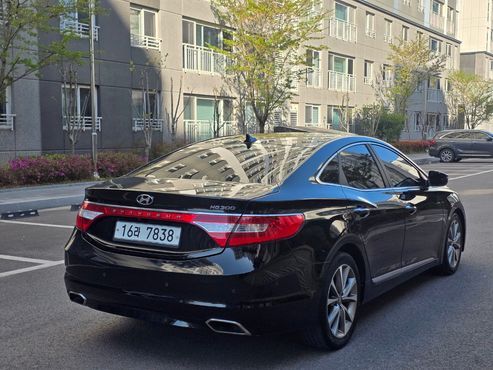 Hyundai Grandeur HG300 Exclusive Special — пробег 145 317 км — фото 4 из 5