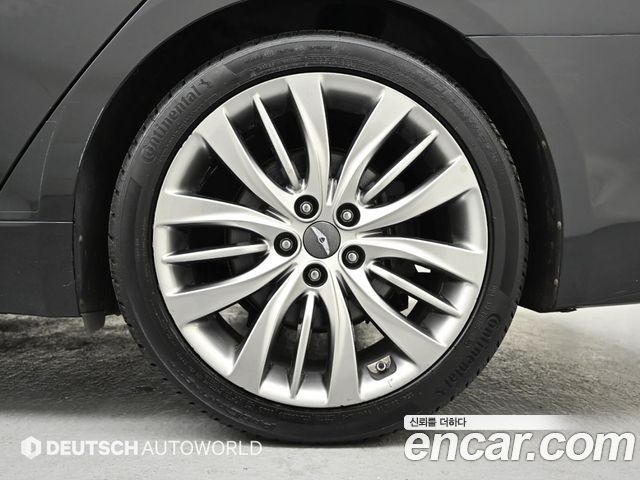 Hyundai Genesis из Кореи Encar