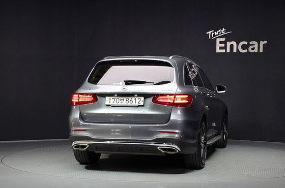 Mercedes-Benz GLC-Class GLC300 4MATIC AMG Line — пробег 39 521 км — фото 4 из 5