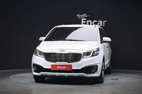 Kia Carnival 9-seater Prestige — пробег 146 196 км — фото 3 из 5