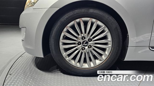 Hyundai Equus из Кореи Encar