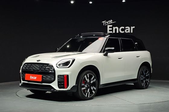 Mini Countryman ALL4 JCW — пробег 4 250 км — фото 1 из 5