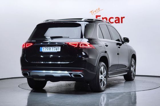 Mercedes-Benz GLE-Class GLE300d 4MATIC — пробег 56 497 км — фото 2 из 5