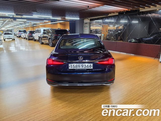 Lexus ES из Кореи Encar