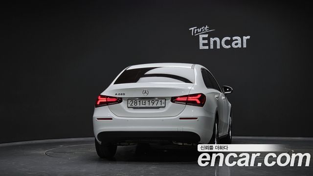 Mercedes-Benz A-Class из Кореи Encar