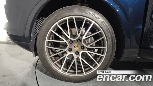 Porsche Cayenne 3.0 — пробег 67 020 км — фото 5 из 5