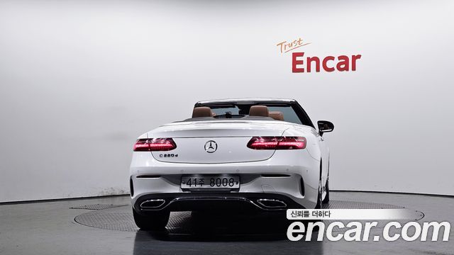 Mercedes-Benz E-Class E220d Cabriolet — пробег 177 425 км — фото 4 из 5