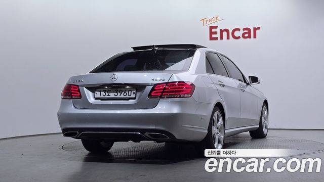 Mercedes-Benz E-Class E350 4MATIC Avantgarde — пробег 162 027 км — фото 2 из 5