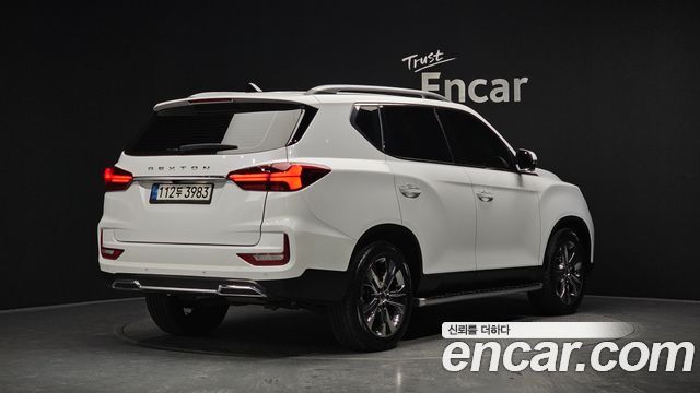 Ssangyong Rexton из Кореи Encar