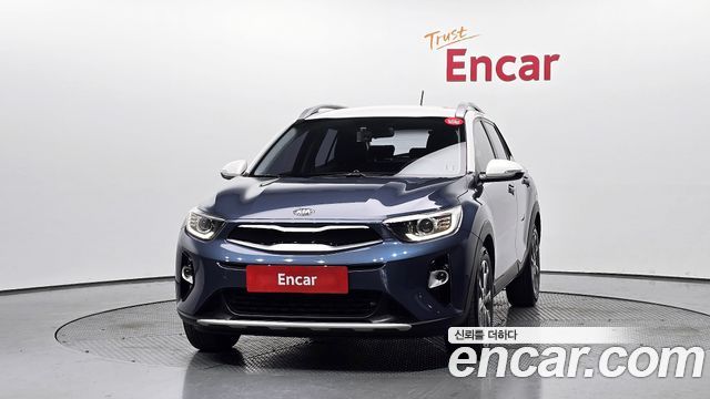 Kia Stonic из Кореи Encar