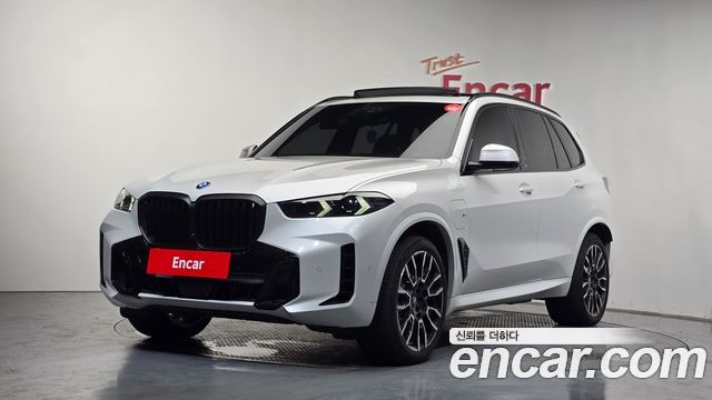 BMW X5 xDrive 50e M Sport — пробег 22 863 км — фото 1 из 5